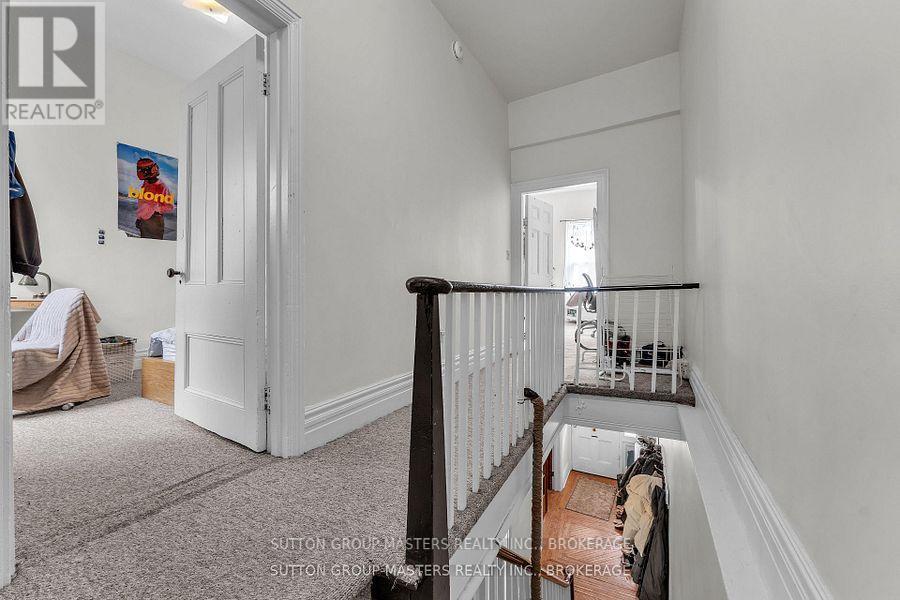 200 BAGOT STREET - 14
