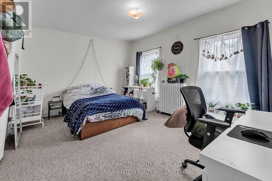 200 BAGOT STREET - 15