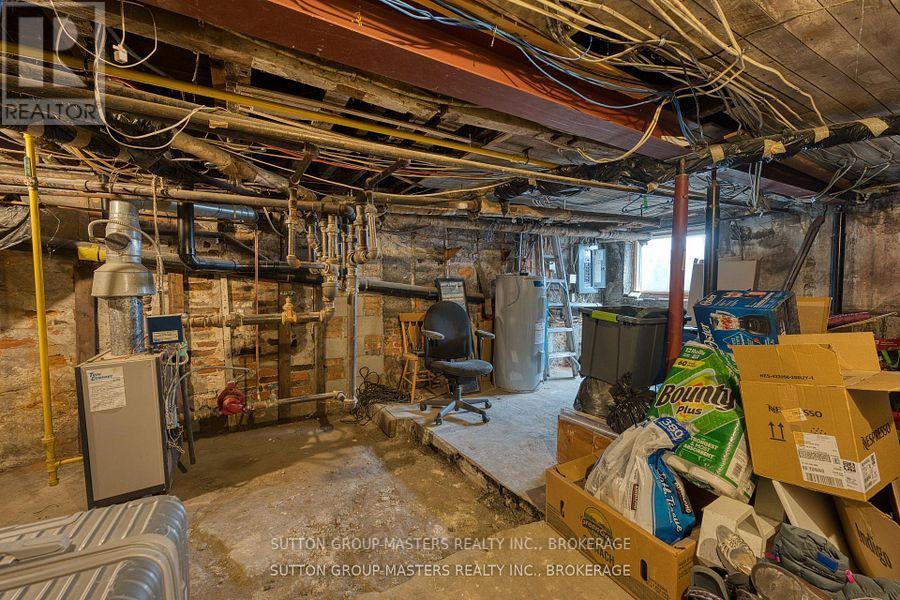 200 BAGOT STREET - 21