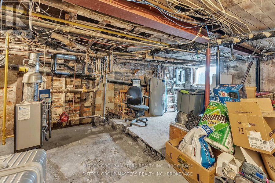 200 BAGOT STREET - 23