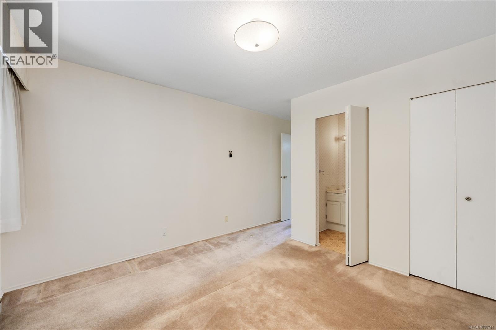 #15 3968 Cedar Hill Rd - 28