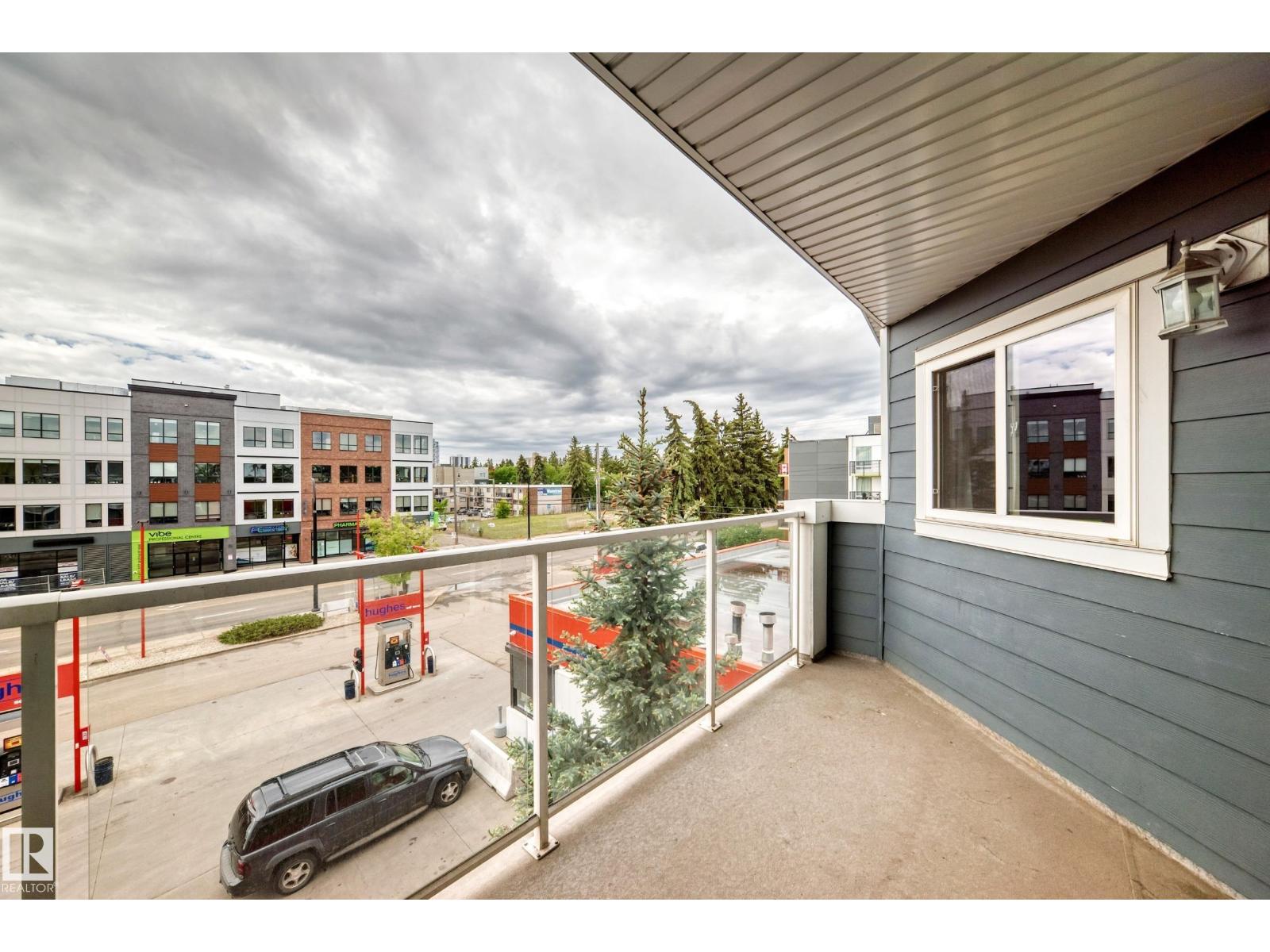 #401 10710 116 ST NW - 29
