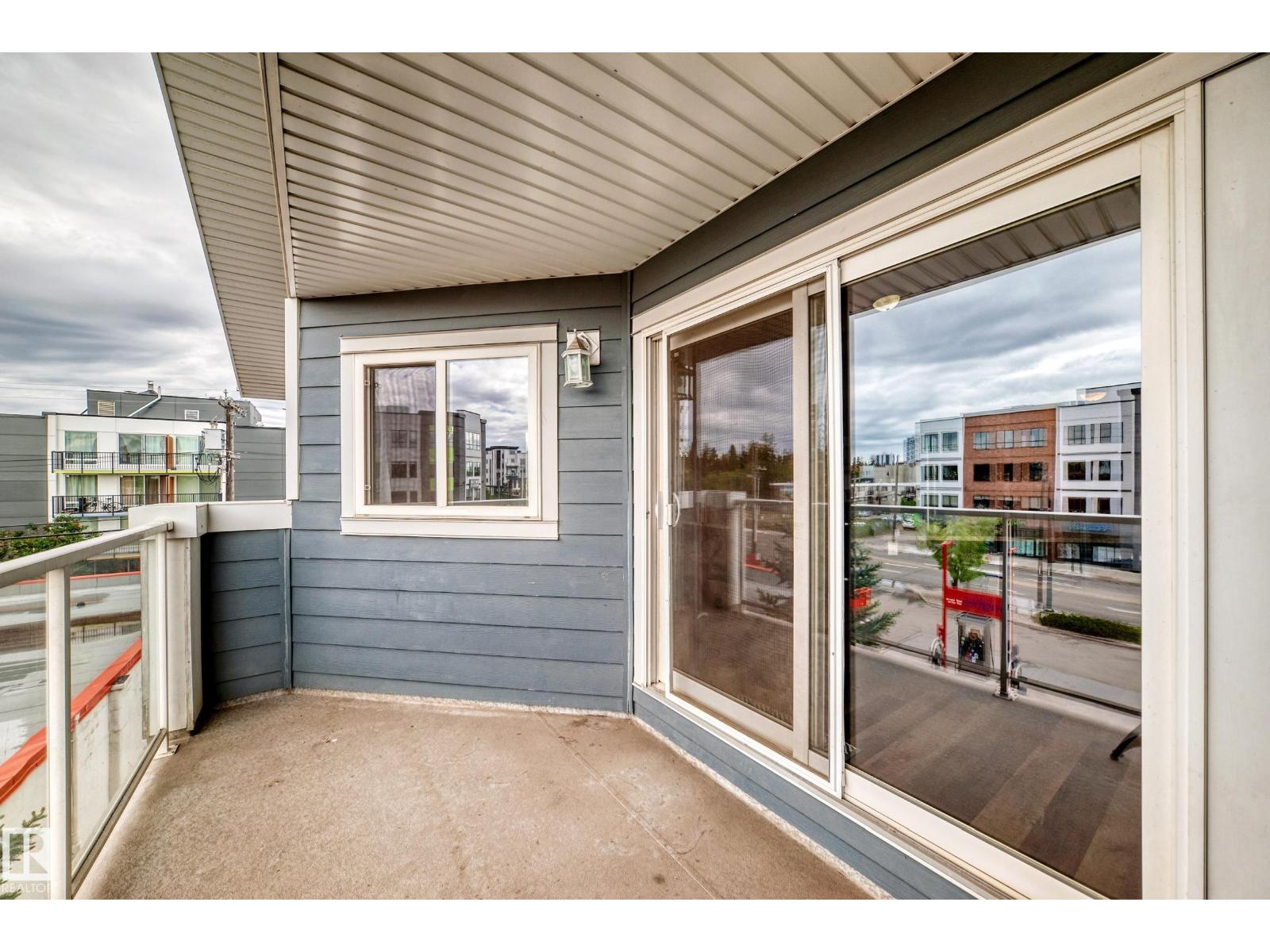 #401 10710 116 ST NW - 30