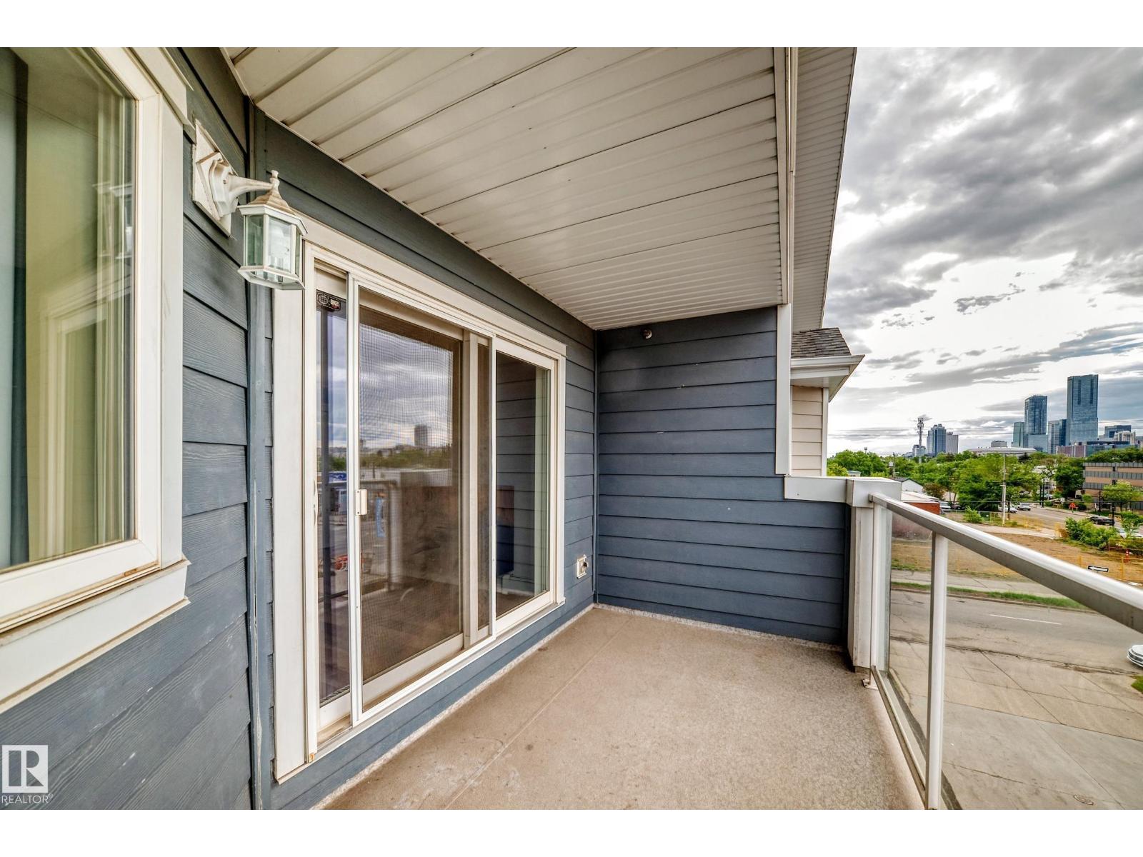 #401 10710 116 ST NW - 31