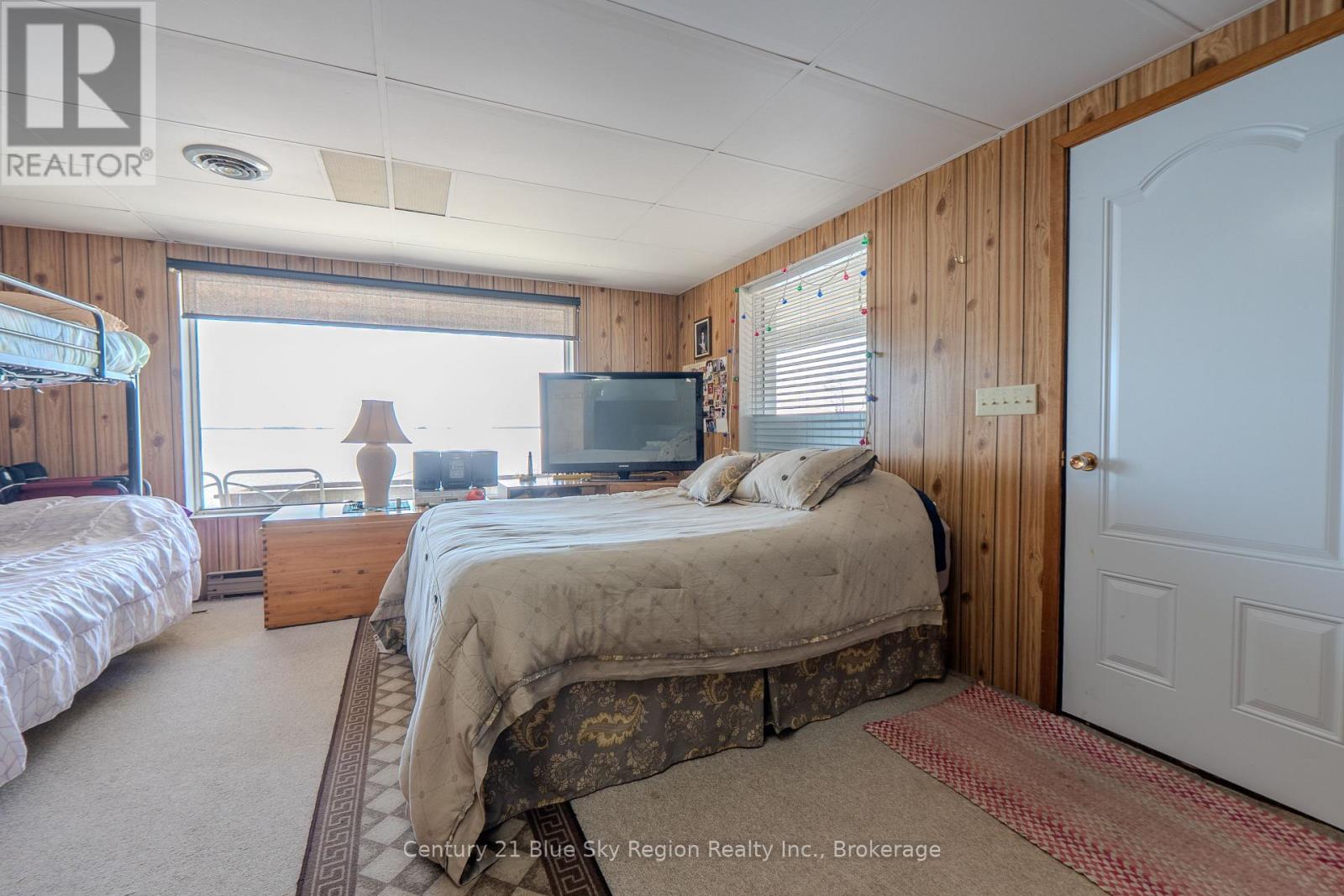 8 GERARD ROAD - 23