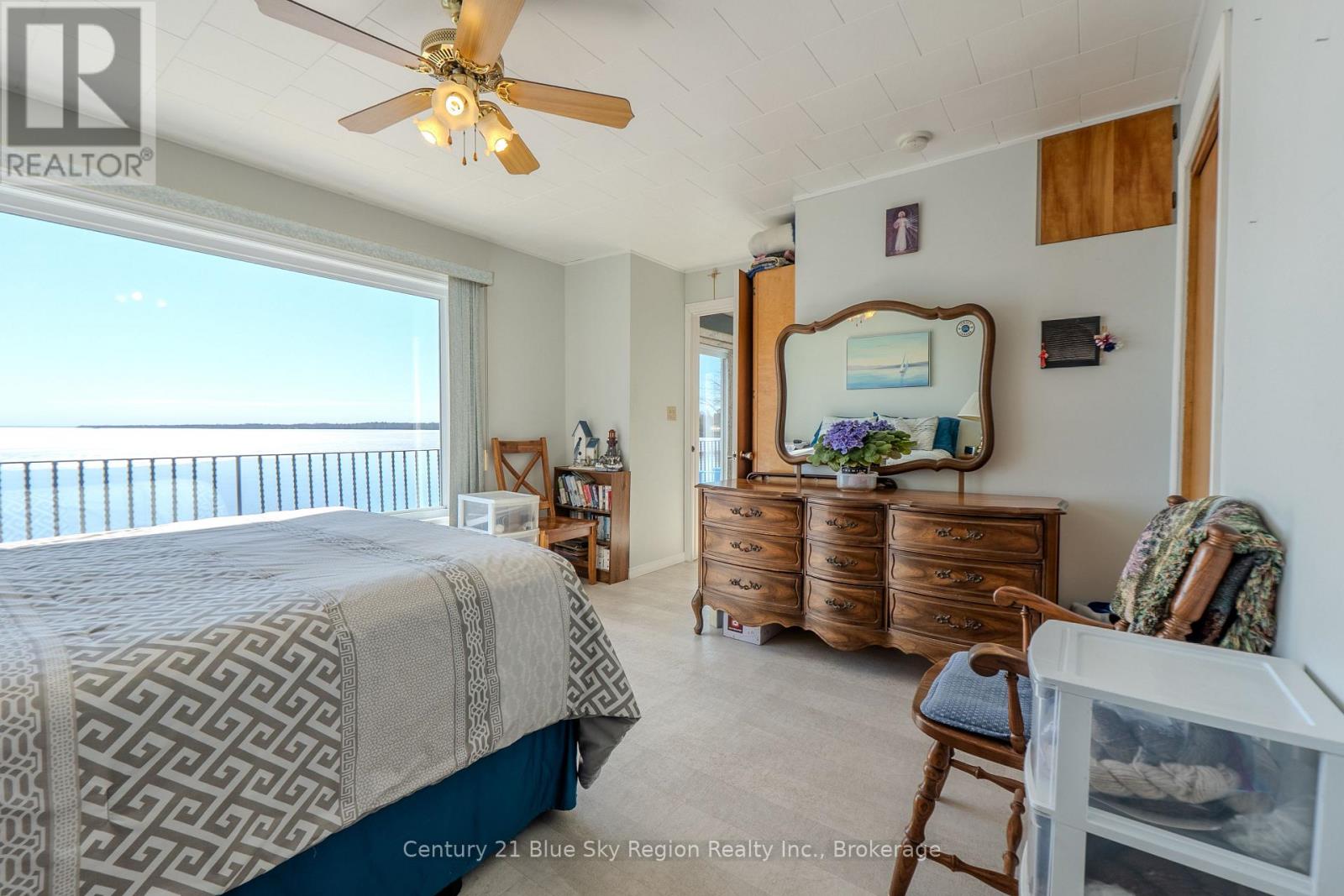 8 GERARD ROAD - 11