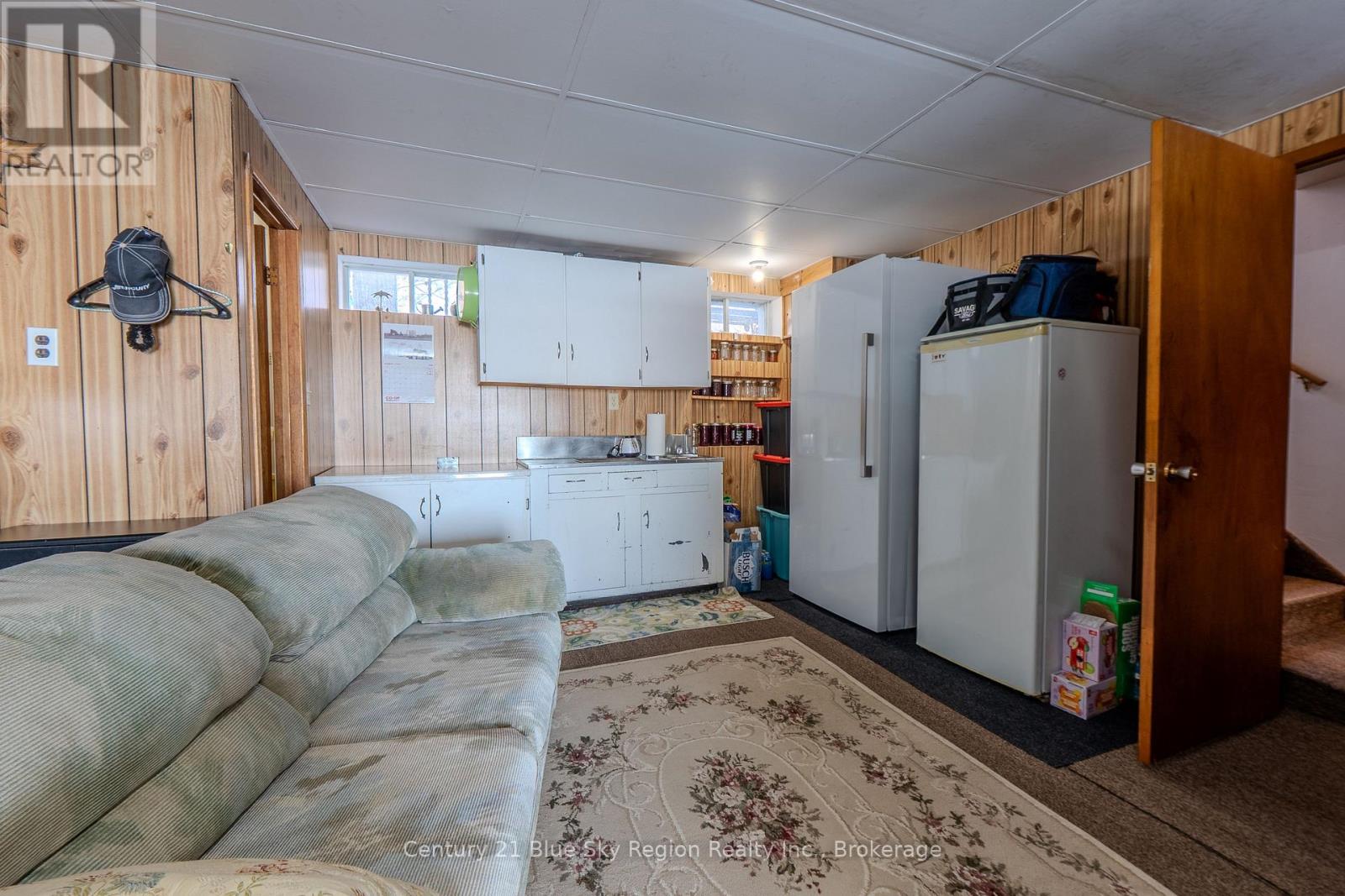 8 GERARD ROAD - 21