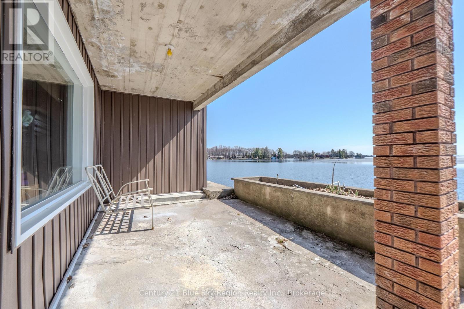 8 GERARD ROAD - 26