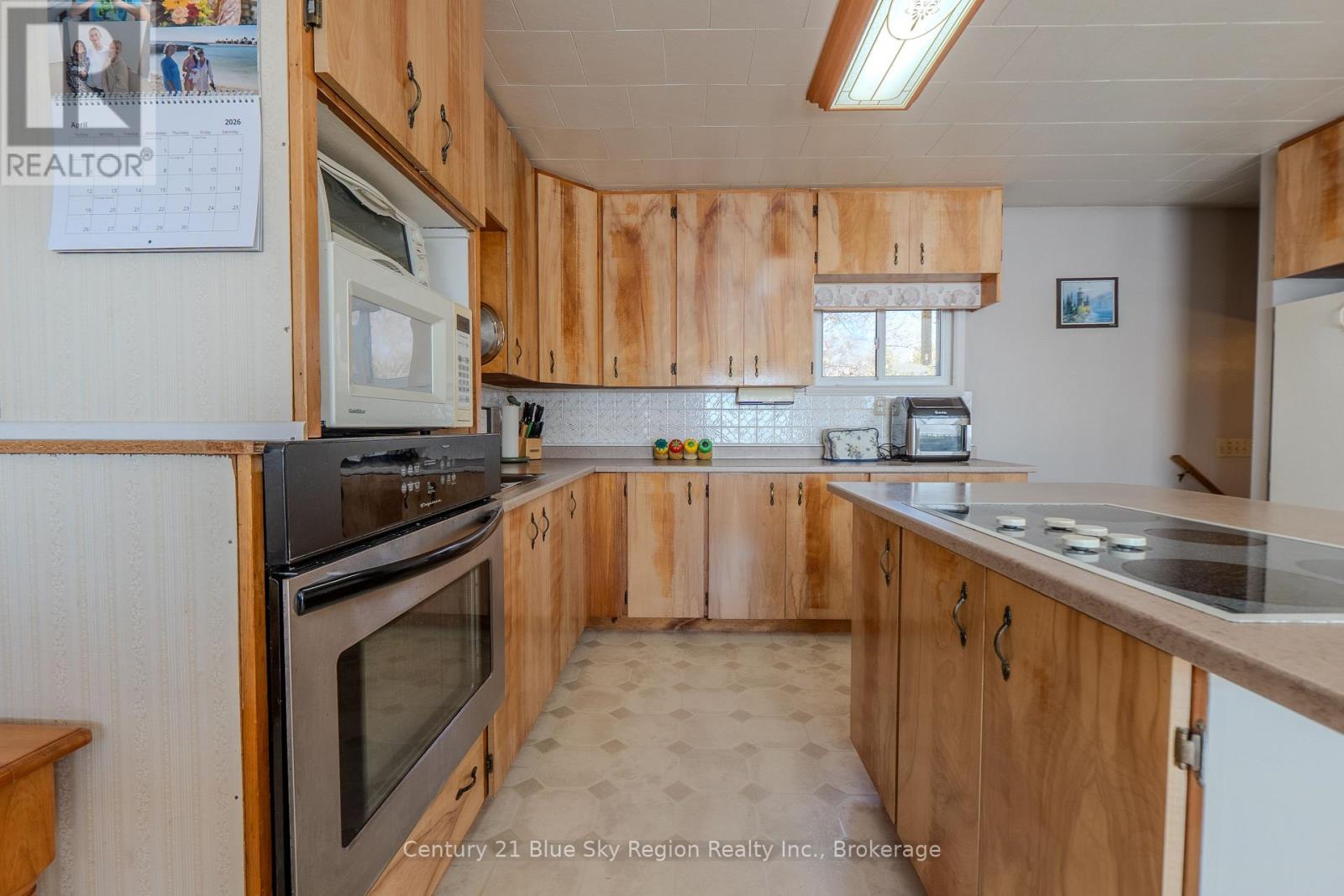 8 GERARD ROAD - 5