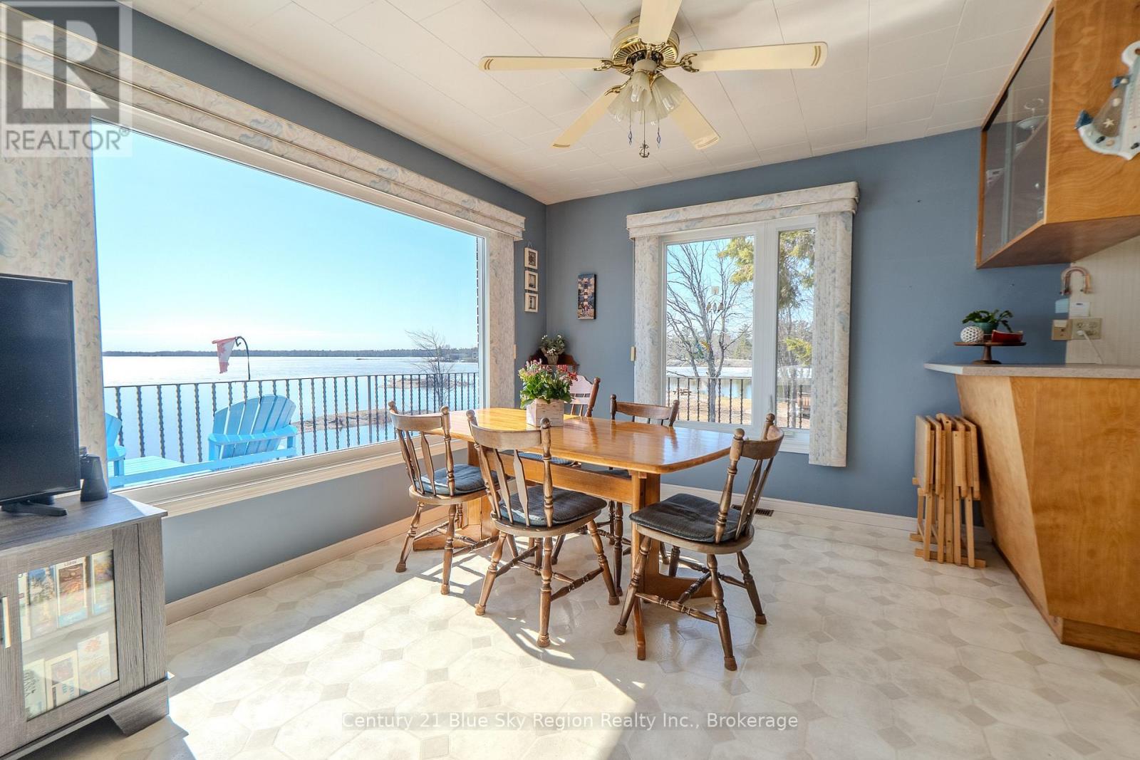 8 GERARD ROAD - 6