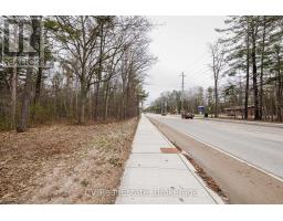 8 Poplar Street, Wasaga Beach, ON L9Z2X5 Photo 26