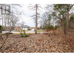 8 Poplar Street, Wasaga Beach, ON L9Z2X5 Photo 29