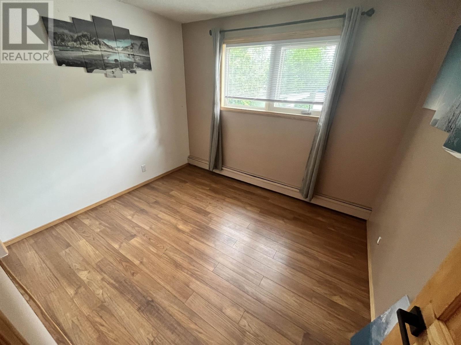 8 John Street - 12