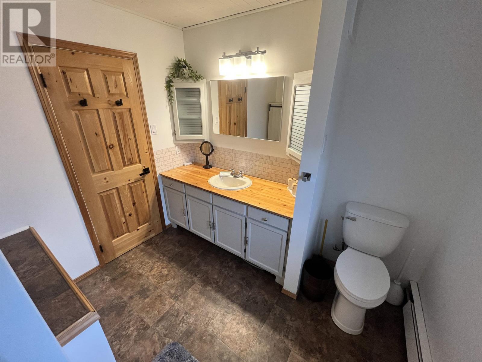8 John Street - 16