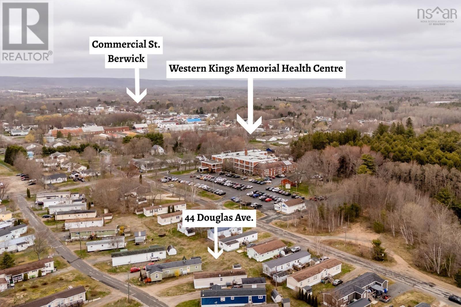 44 Douglas Avenue - 6