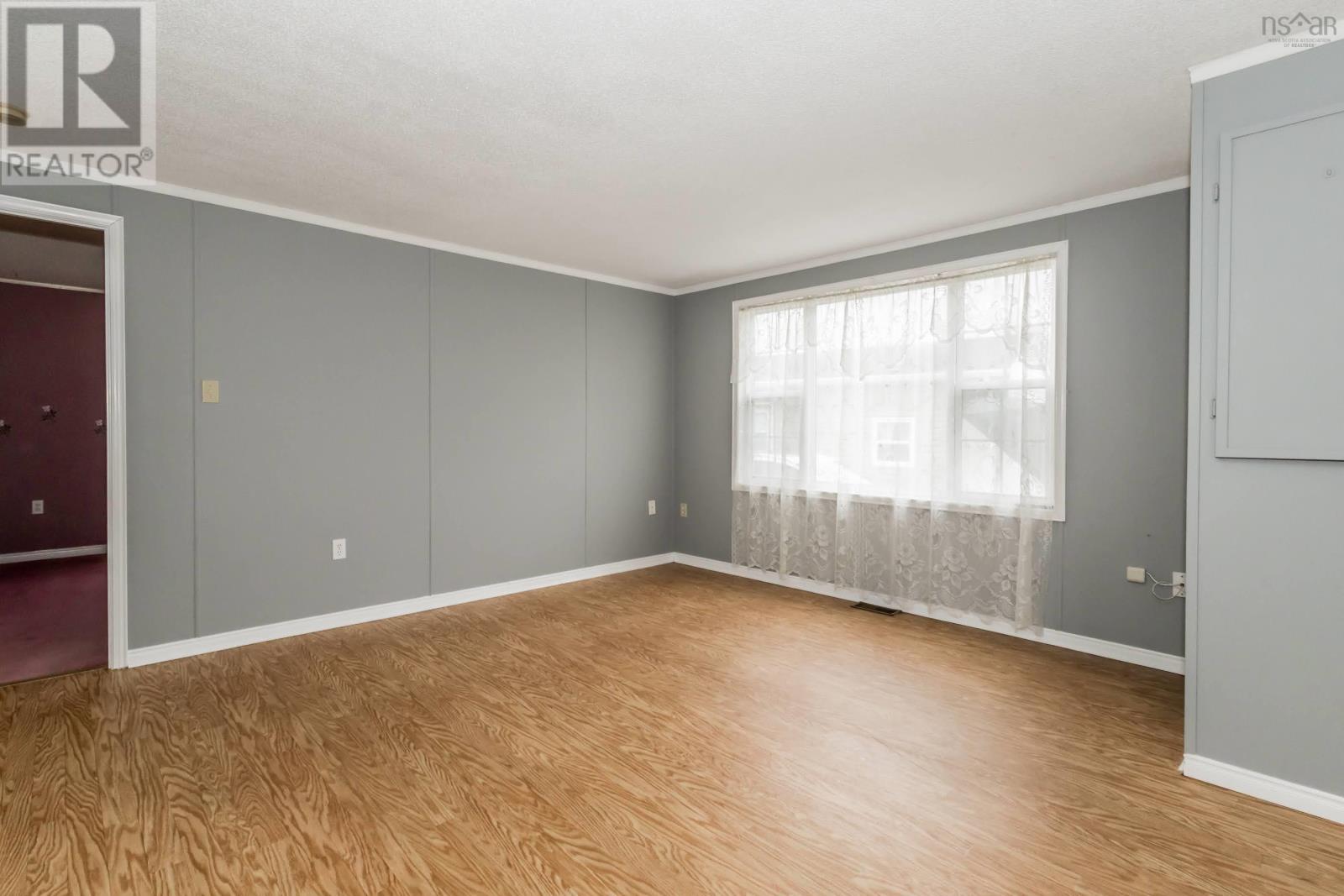 44 Douglas Avenue - 15