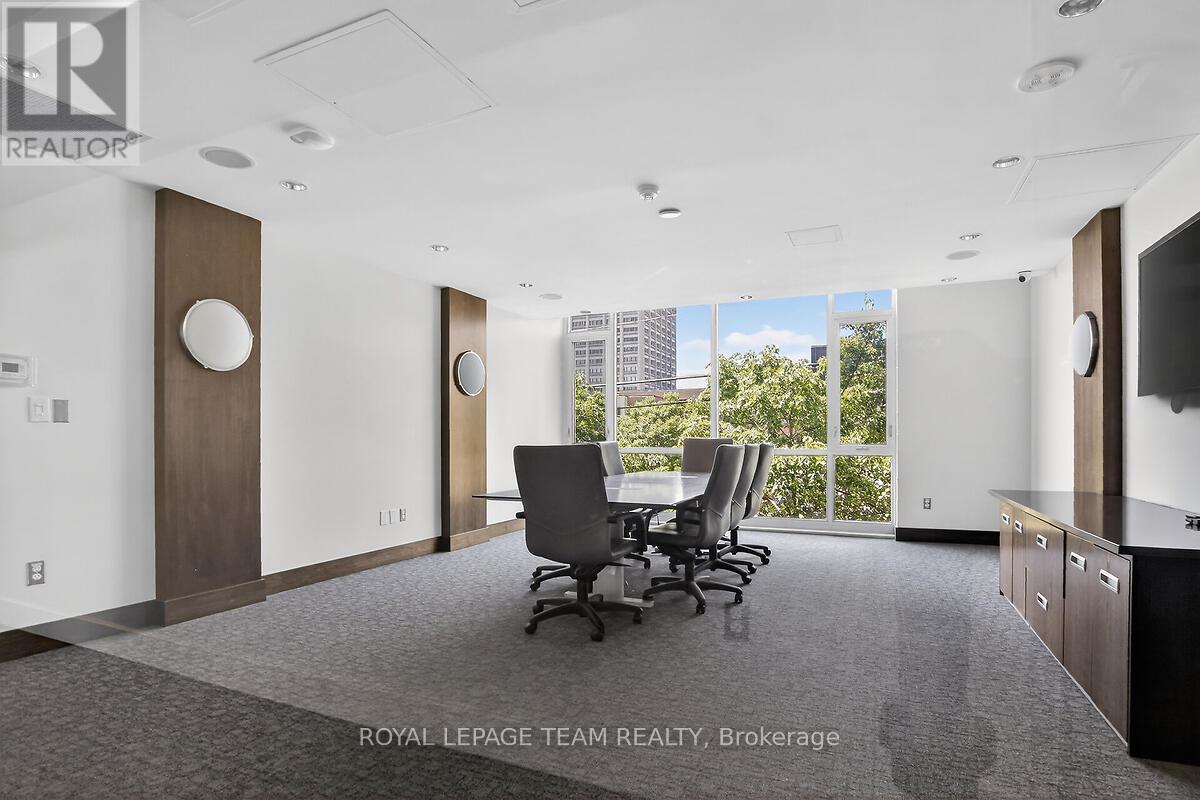 #406 201 PARKDALE AVENUE - 25