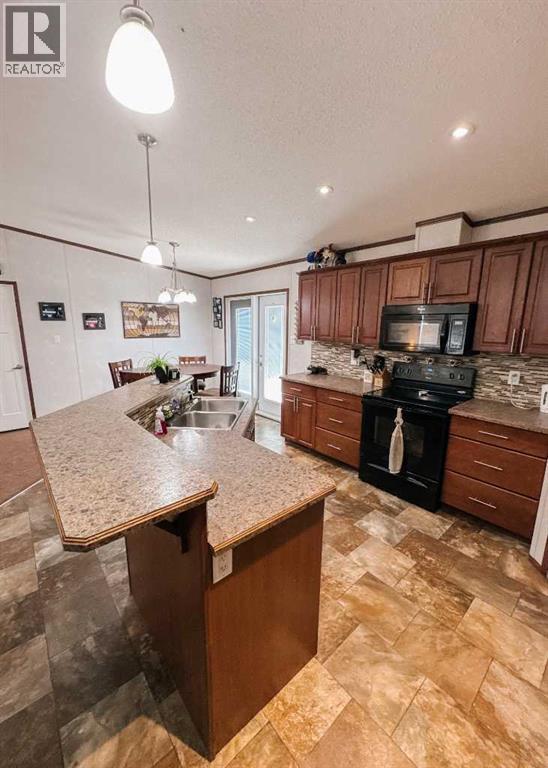 9718 103 Street - 20
