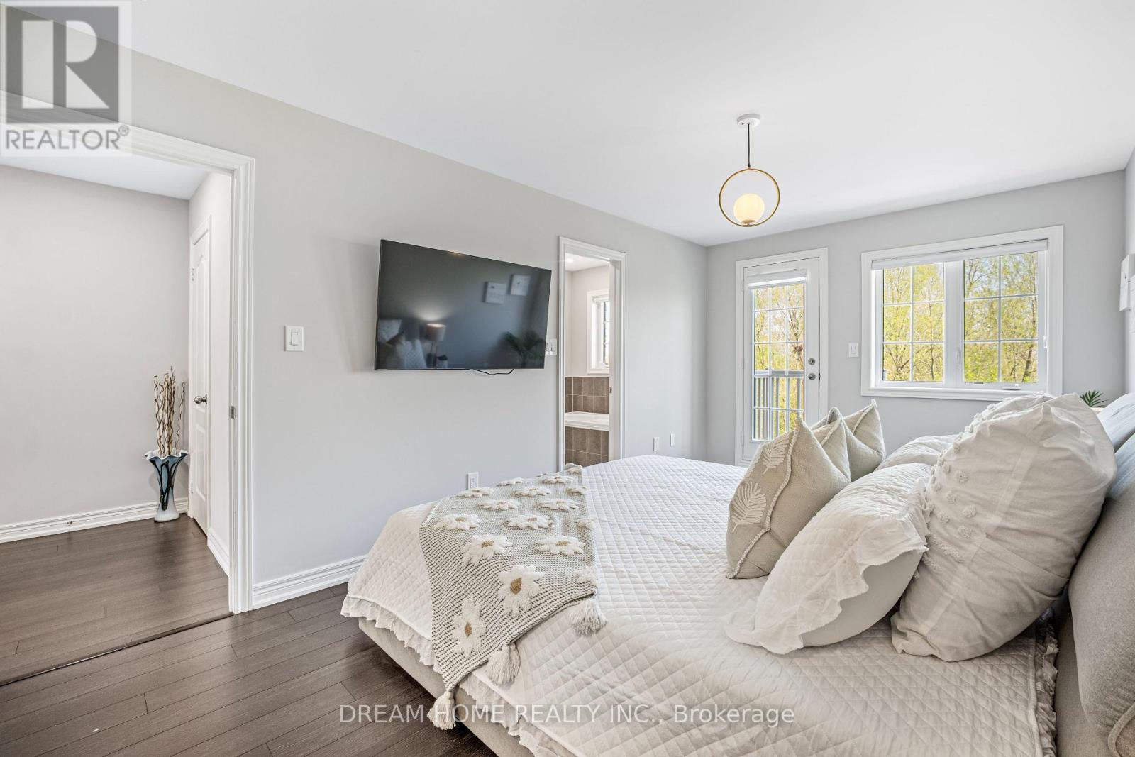46 ROY GROVE WAY - 18