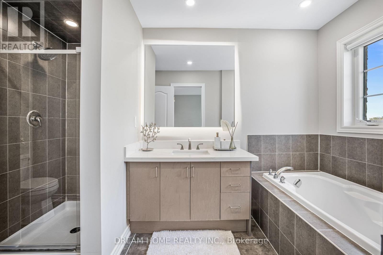 46 ROY GROVE WAY - 22