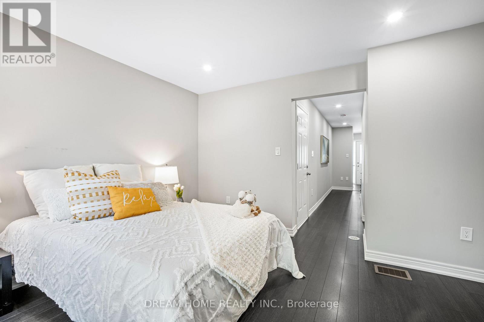 46 ROY GROVE WAY - 7