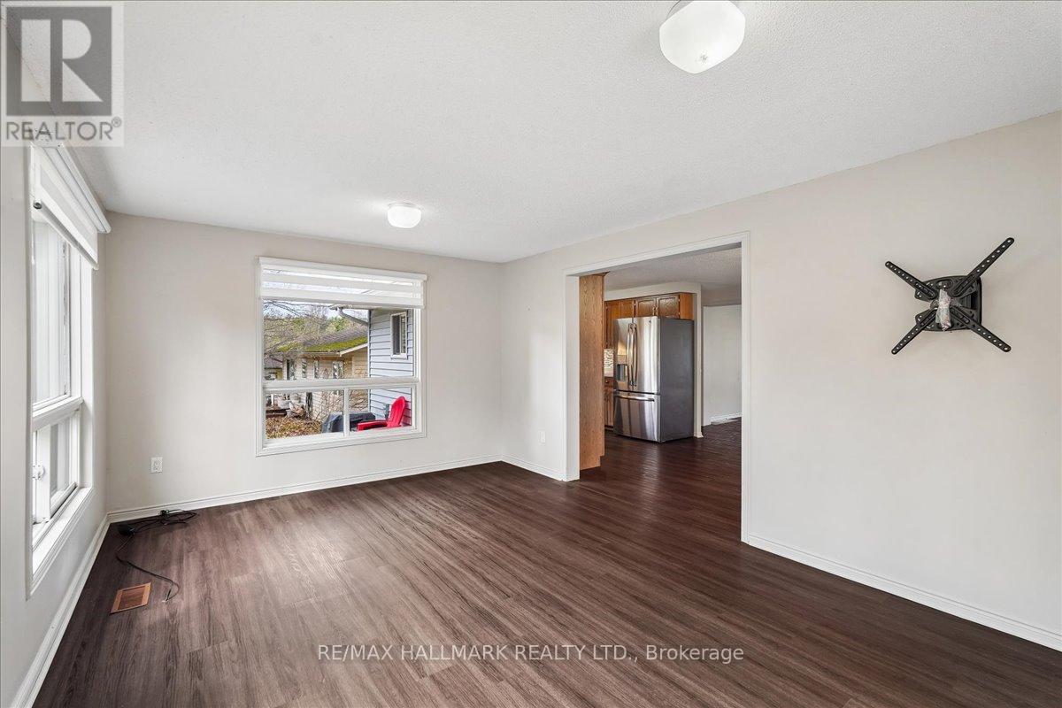 9 PINETREE COURT - 19