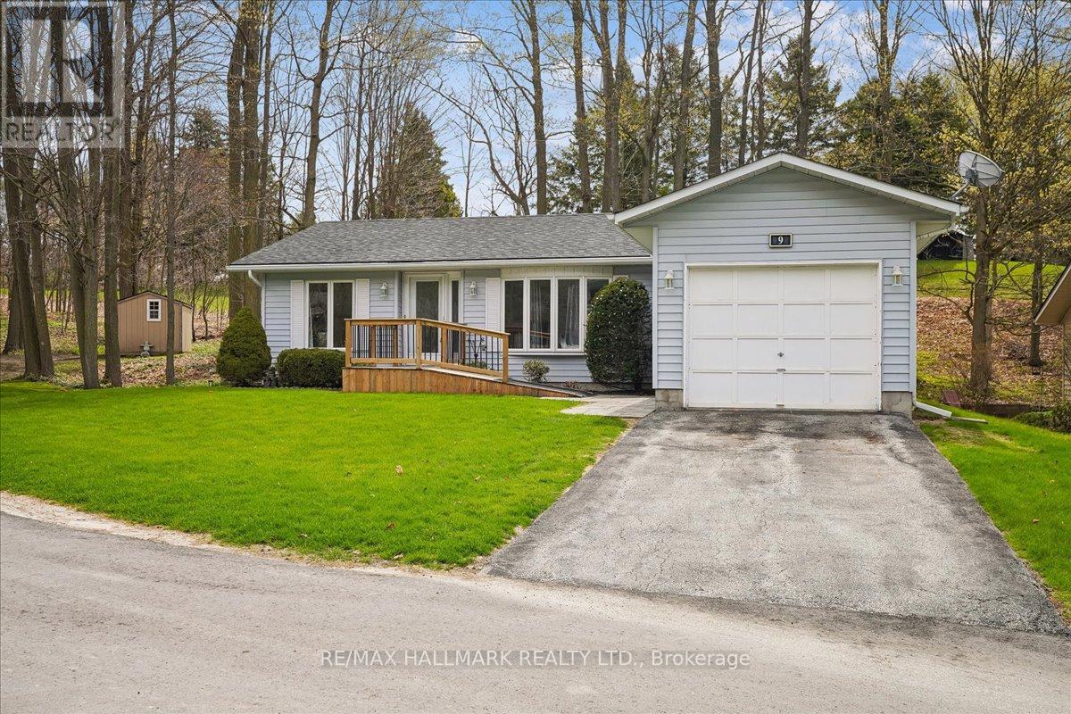 9 PINETREE COURT - 2