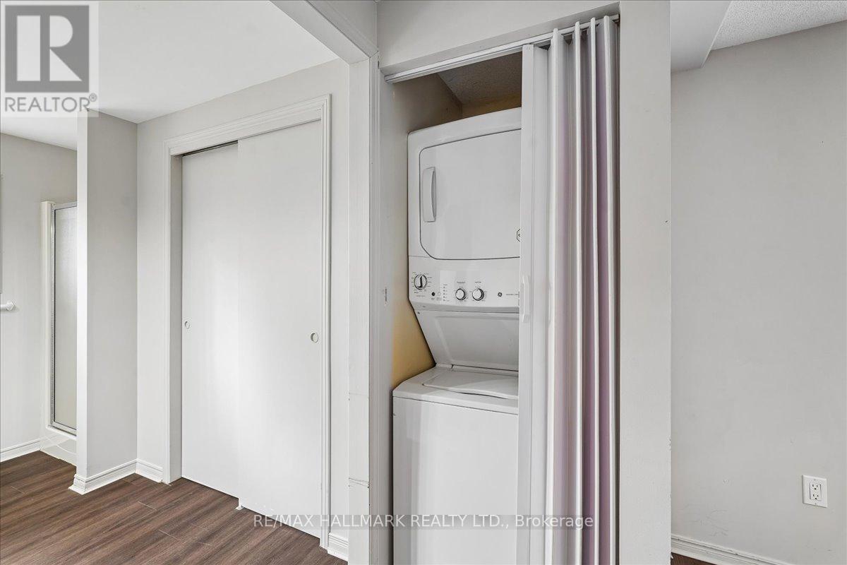 9 PINETREE COURT - 23