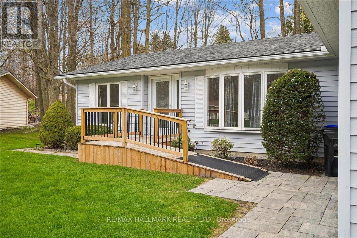 9 PINETREE COURT - 3