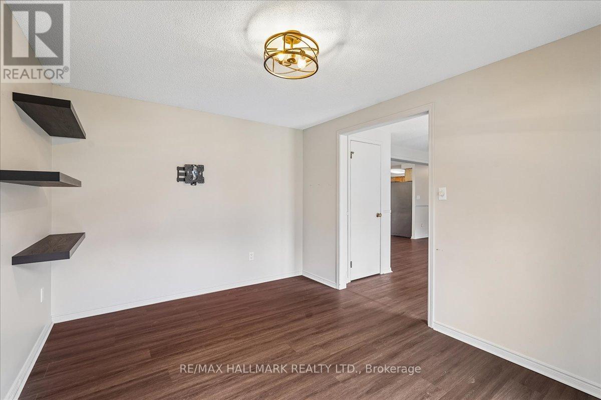 9 PINETREE COURT - 7