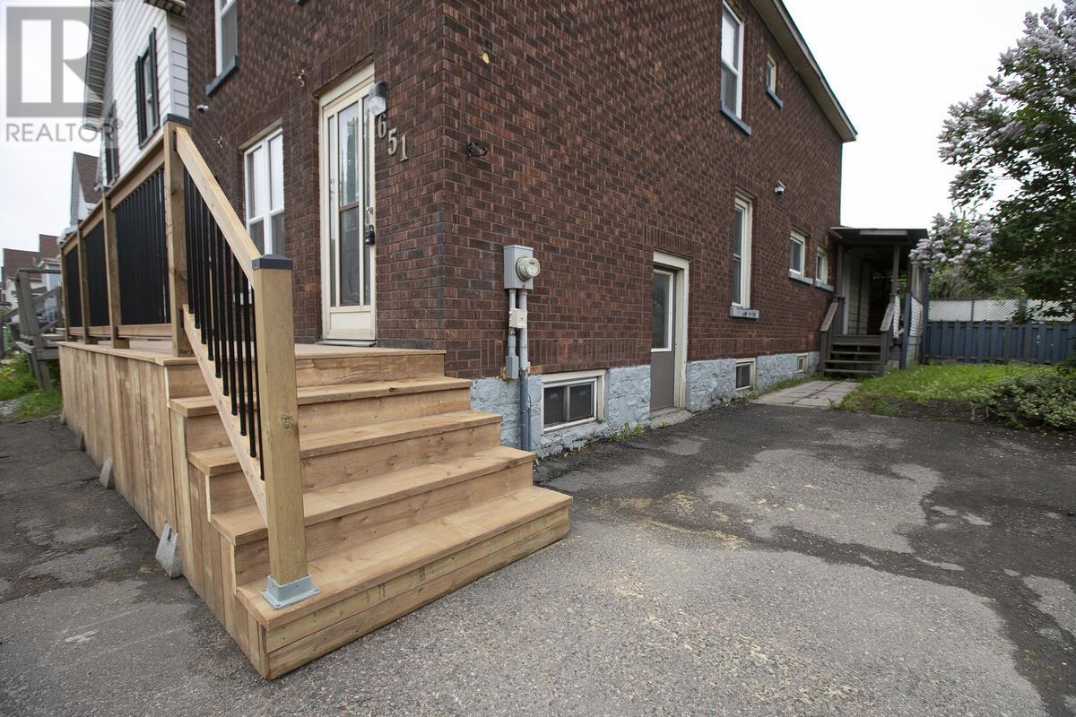 651 Queen ST W - 5