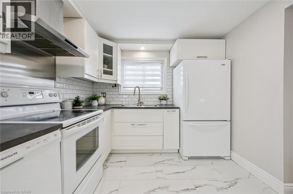 #B 694 HIGHPOINT Avenue - 8