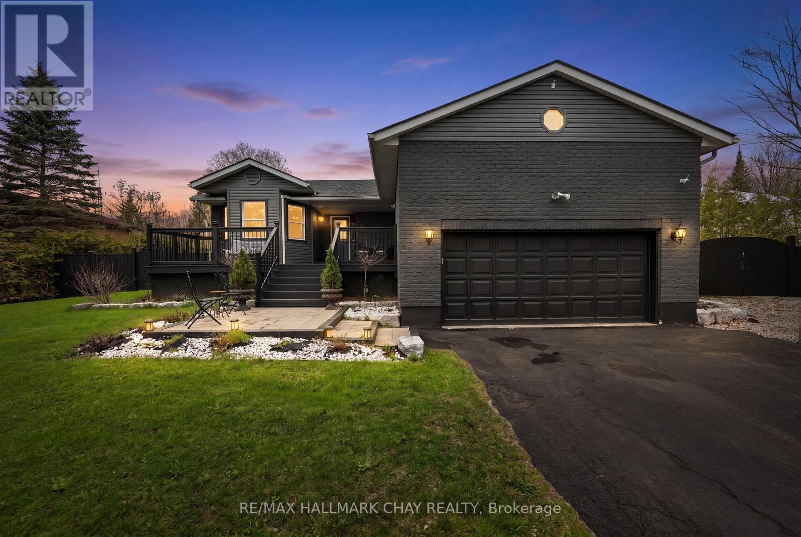 2330 LAKESHORE ROAD E - 1