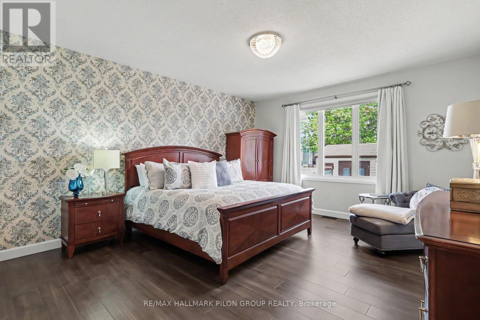 2 Bed, 2 Bath House for Sale in Ottawa – 1800 MCCALLUM DRIVE, Ottawa – MLS# X13430914 - Image 11
