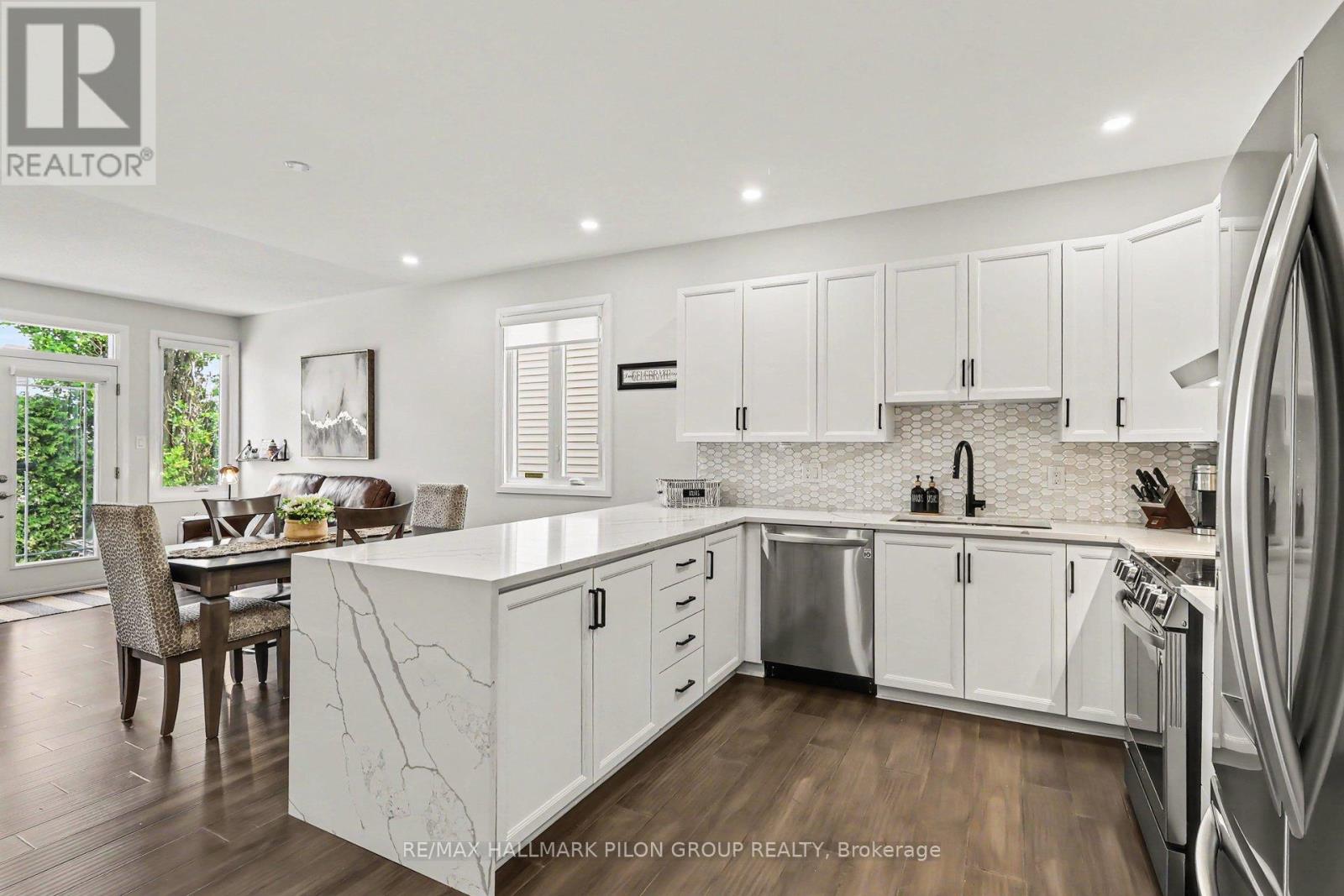 2 Bed, 2 Bath House for Sale in Ottawa – 1800 MCCALLUM DRIVE, Ottawa – MLS# X13430914 - Image 6