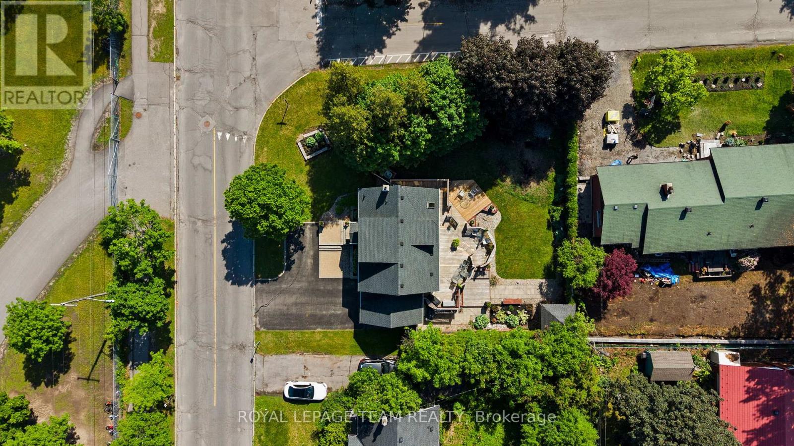 4 Bed, 2 Bath House for Sale in Ottawa – 1386 RANDALL AVENUE, Ottawa – MLS# X13431036 - Image 41