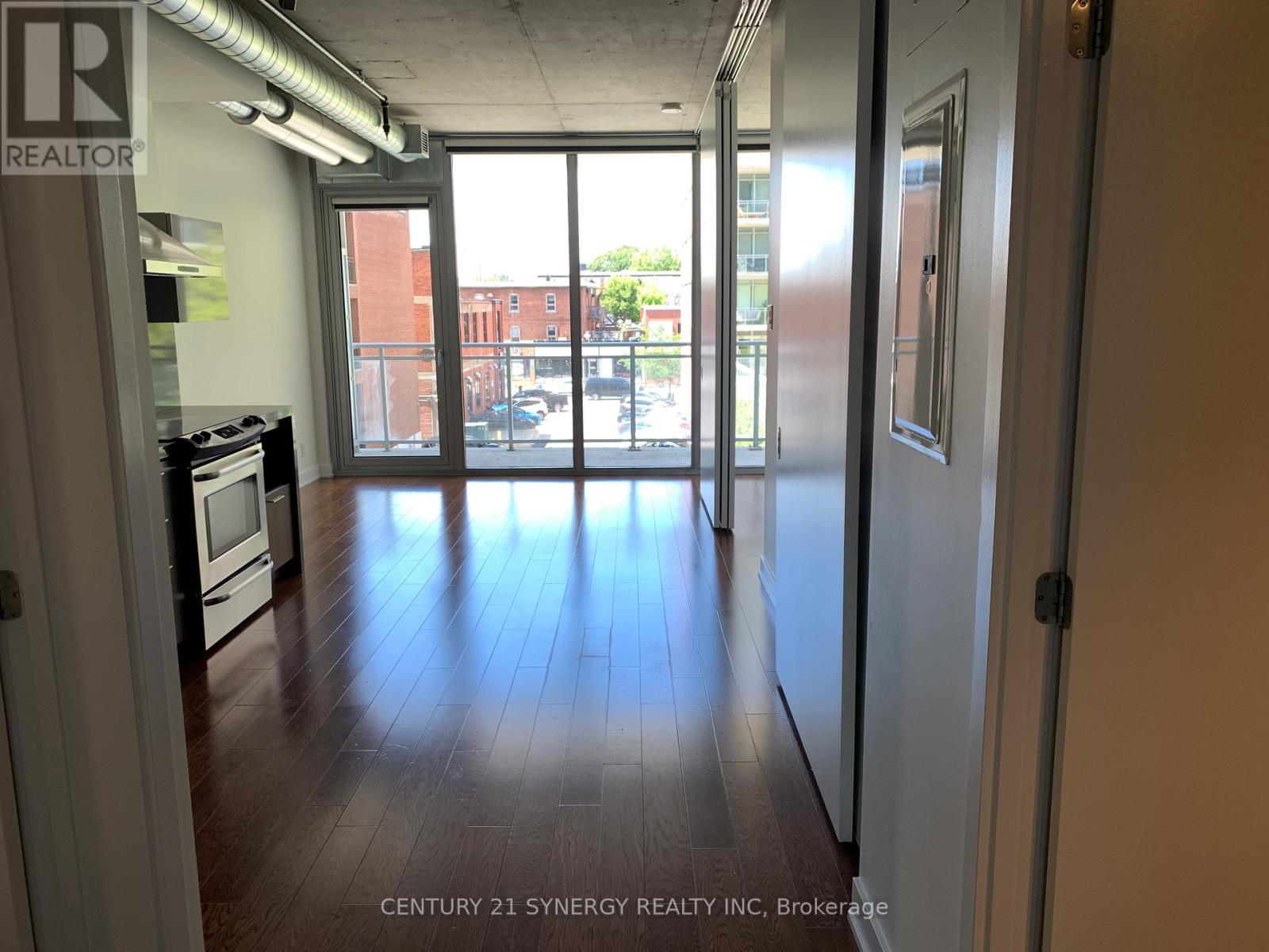 Foyer / Main area