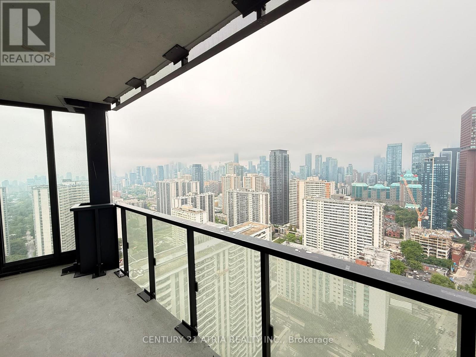 #3308 575 BLOOR STREET E - 23