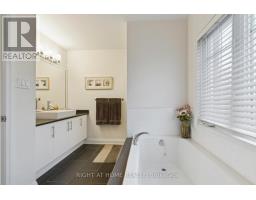 28 Raffeix Lane, Toronto, ON M5A0G5 Photo 15