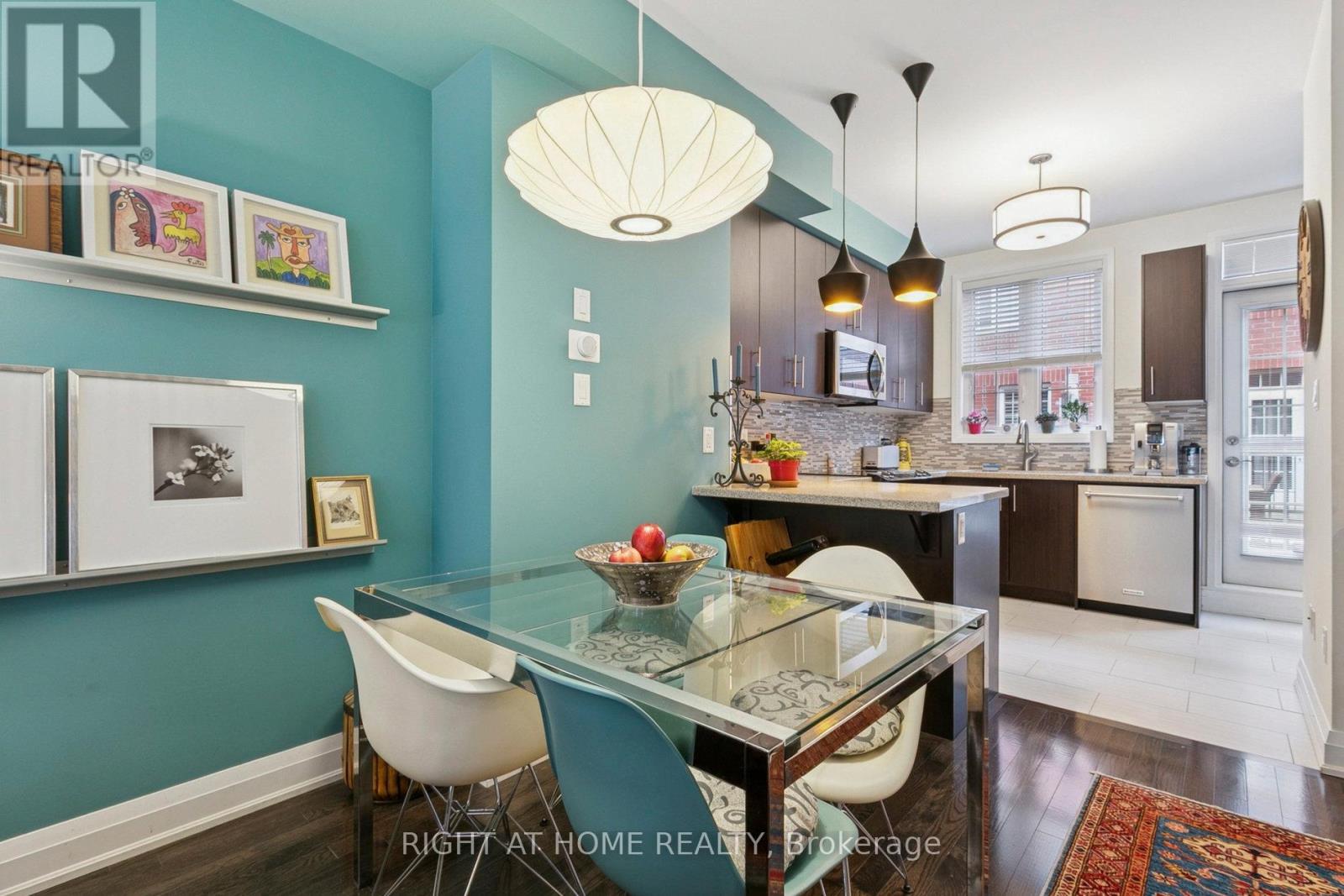 28 RAFFEIX LANE - 6