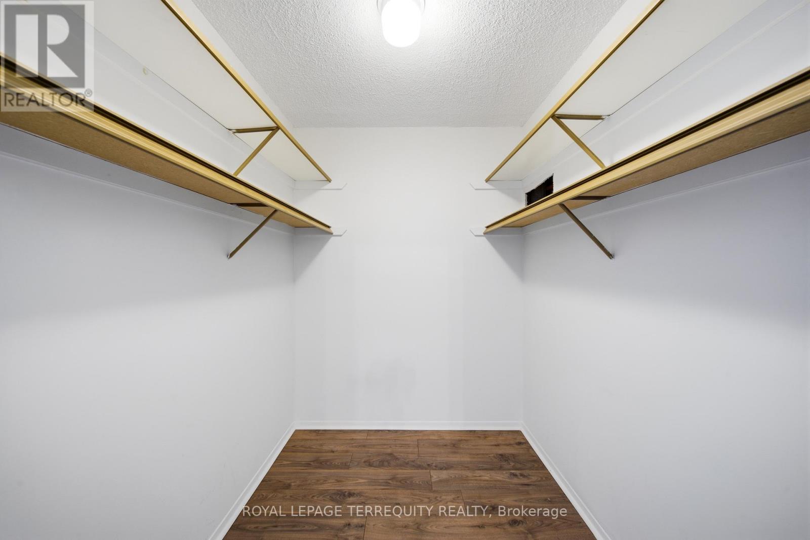 #1003 2010 ISLINGTON AVENUE - 26