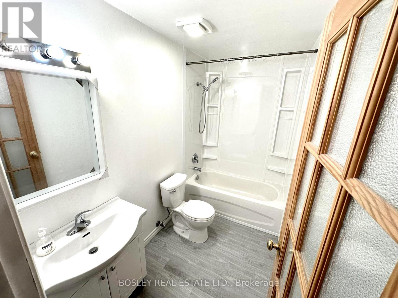 2963 DUNDAS STREET W - 17