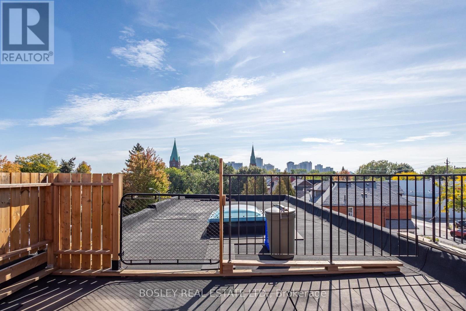 2963 DUNDAS STREET W - 33