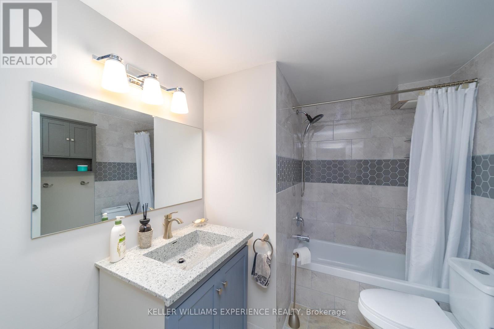 7390 SADOWA ROAD - 12