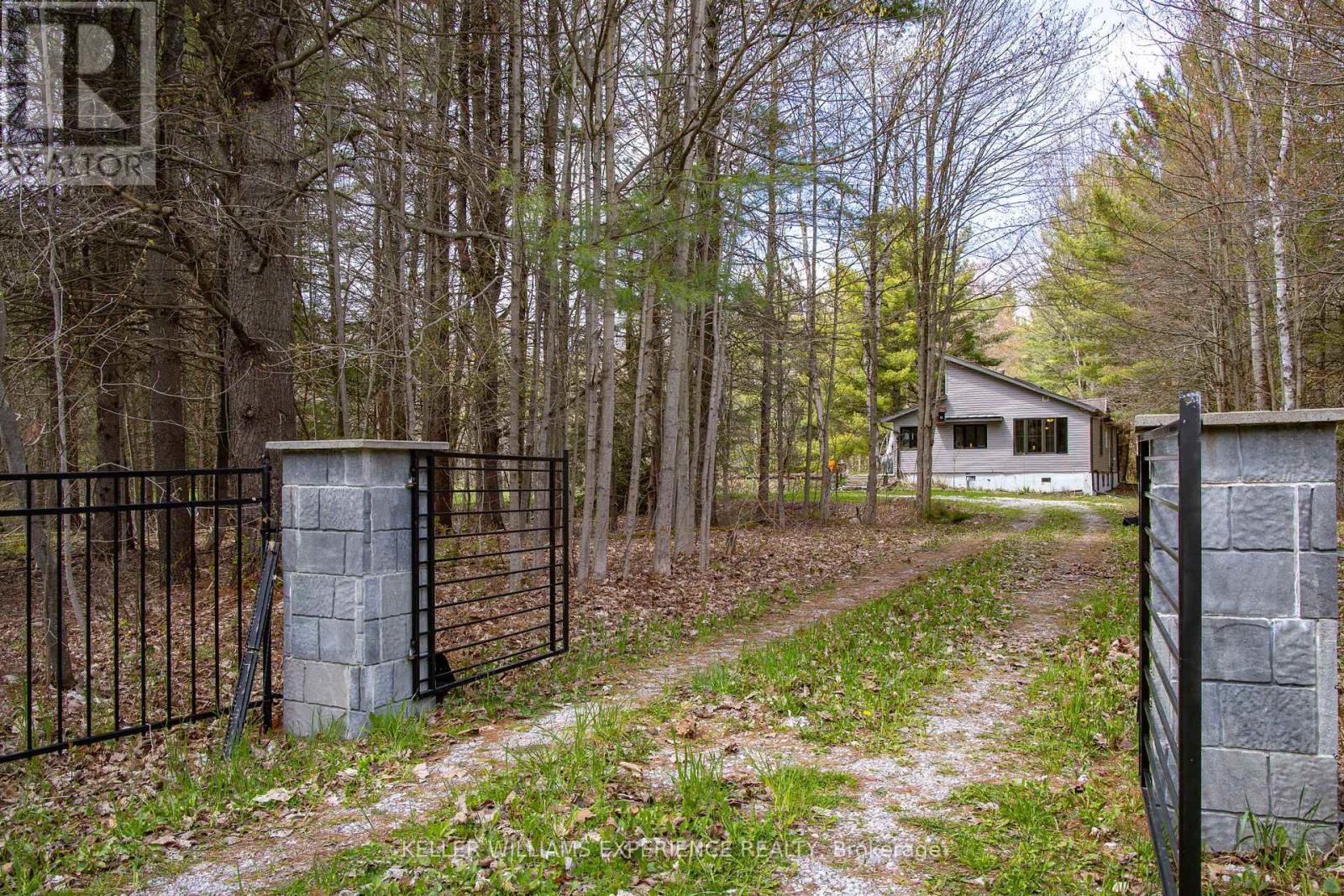 7390 SADOWA ROAD - 18