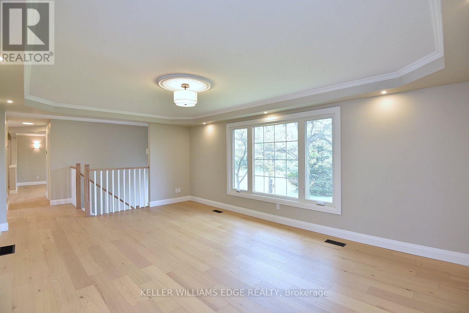 1837 6TH CON ROAD W - 10