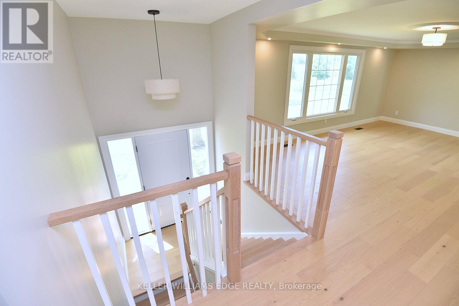 1837 6TH CON ROAD W - 22