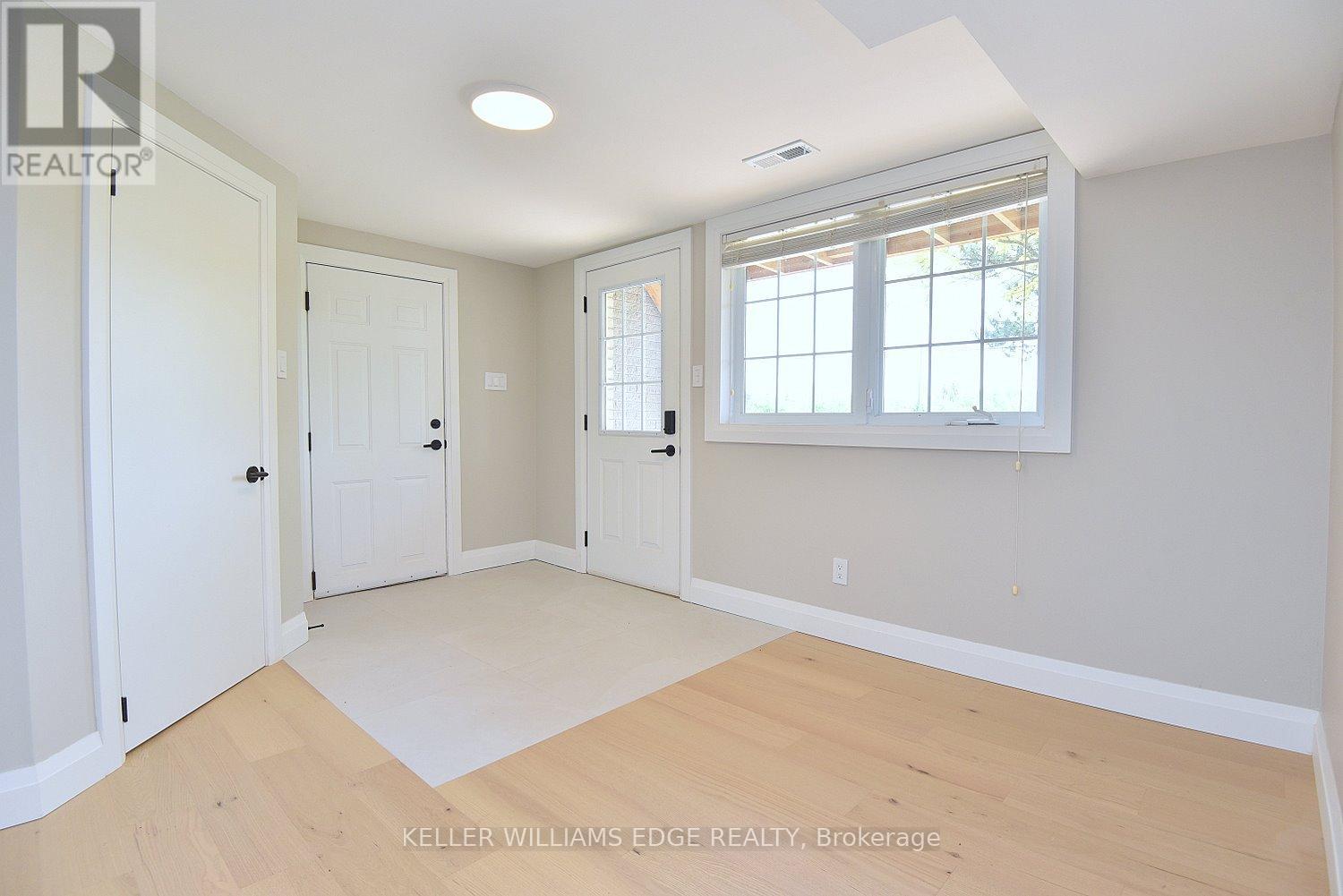 1837 6TH CON ROAD W - 40