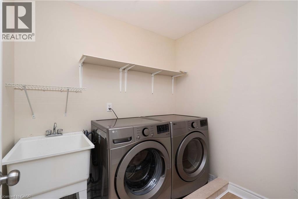 2425 NICHOLS Drive - 43