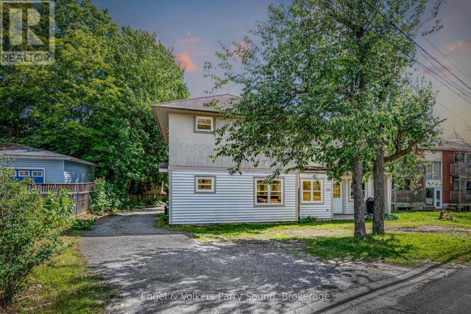 128 ISABELLA STREET - 3